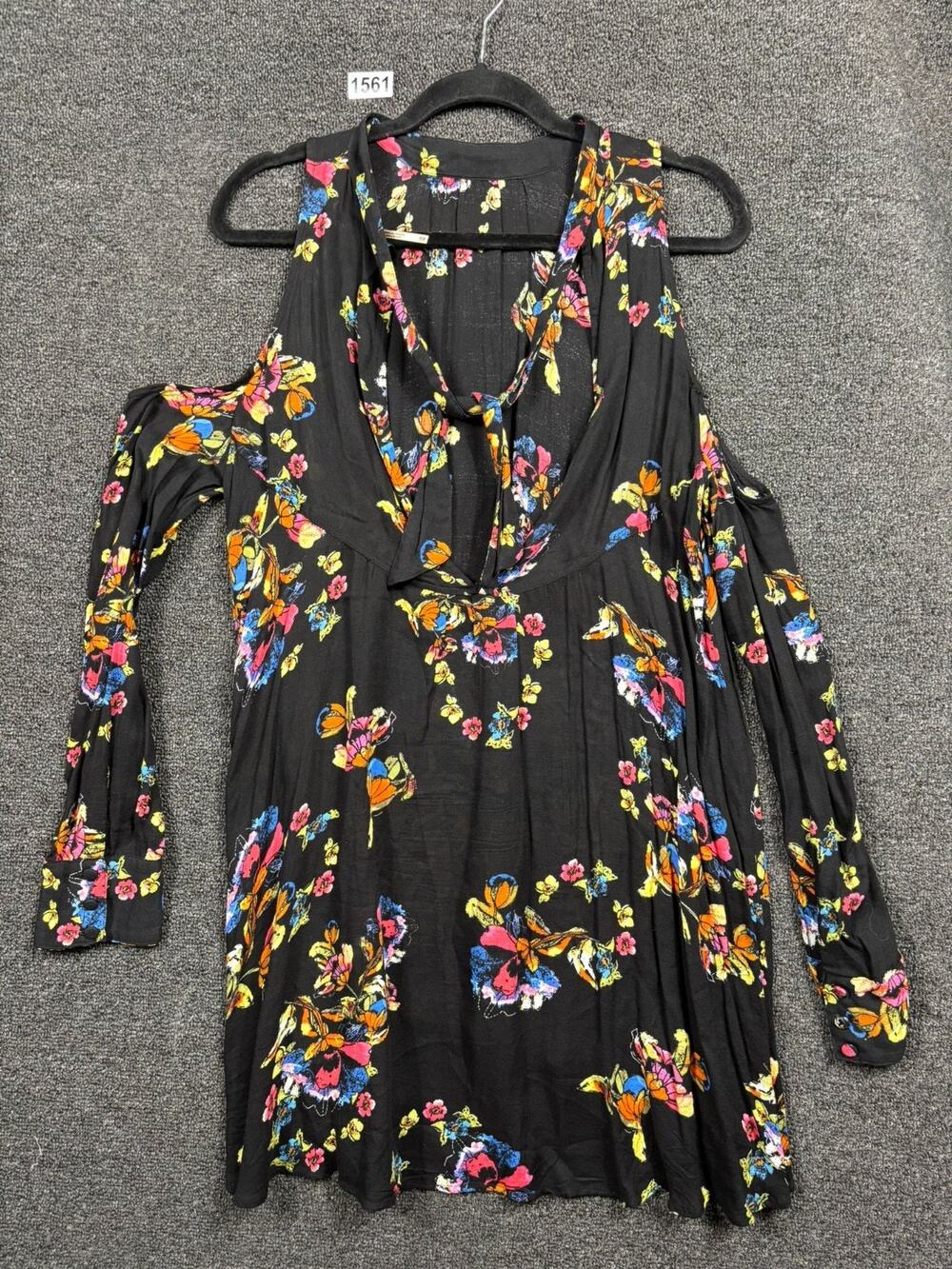 Free People Cold Shoulder keyhole Floral Midi Dress Womens Size M Black Bohemian